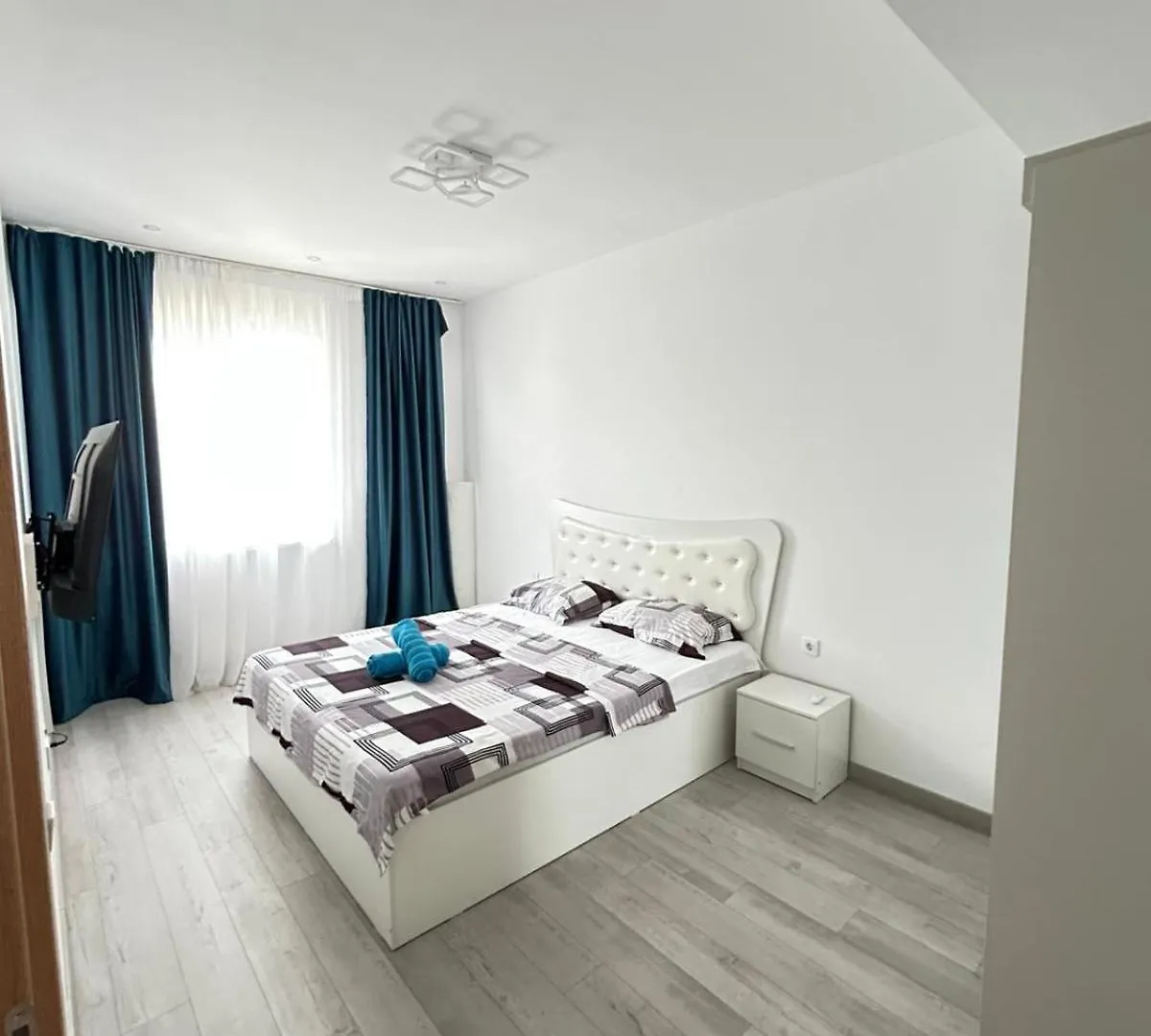 Aparthotel Oasis Bucharest 0*,  Romania